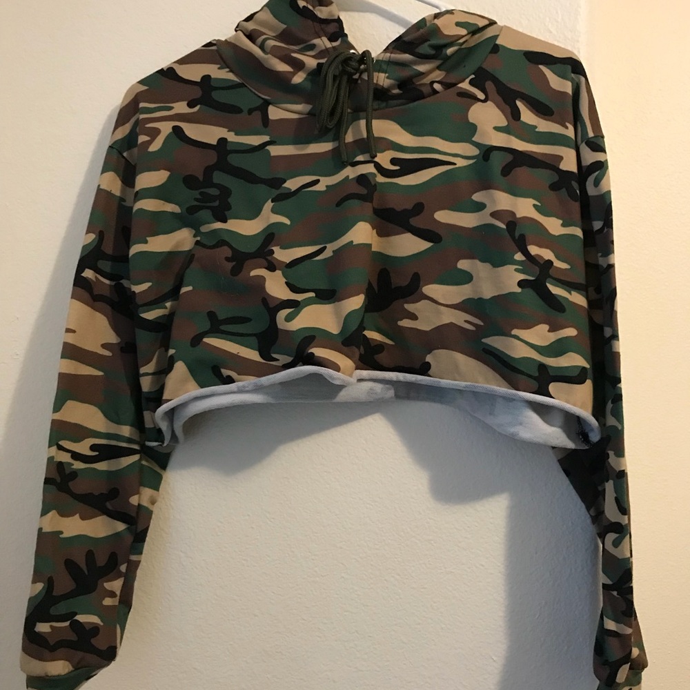 Cropped Camo Hoodie